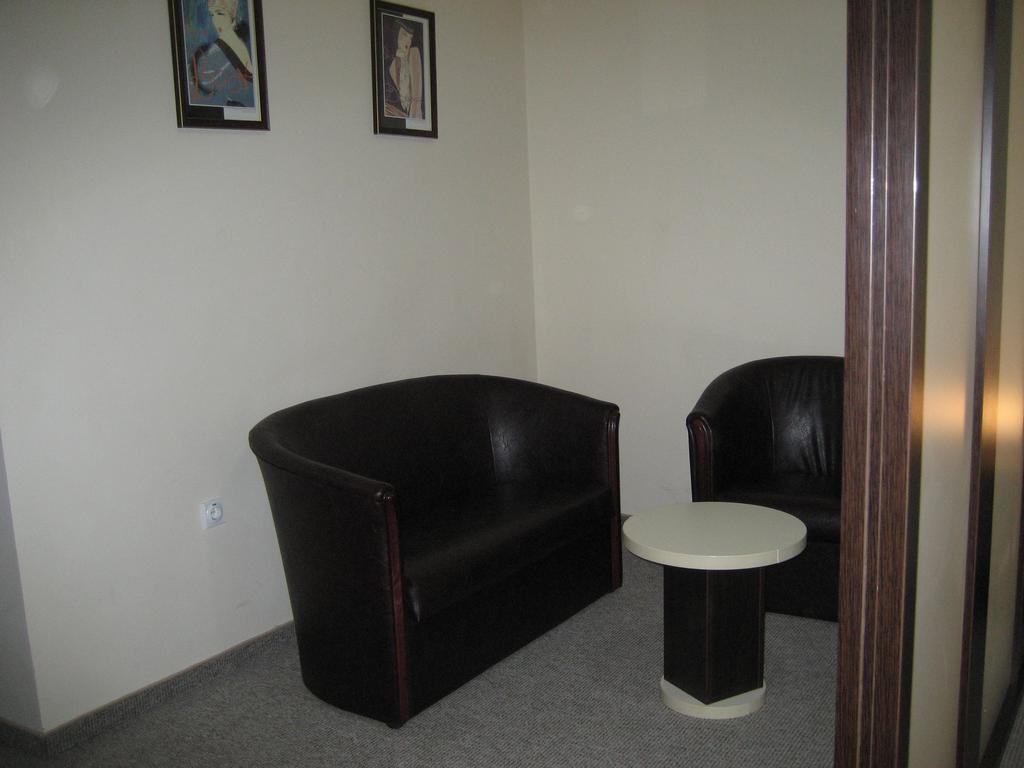 Hotel Feniks Požarevac Dış mekan fotoğraf