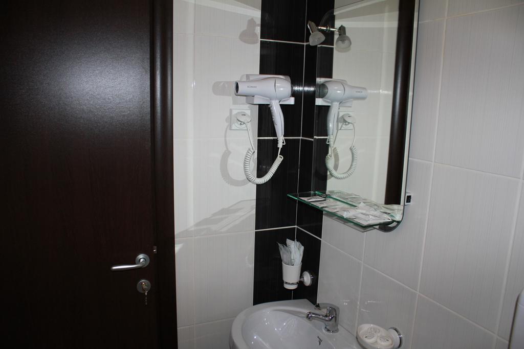 Hotel Feniks Požarevac Dış mekan fotoğraf