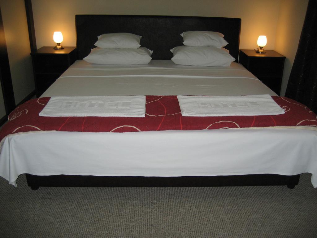 Hotel Feniks Požarevac Dış mekan fotoğraf